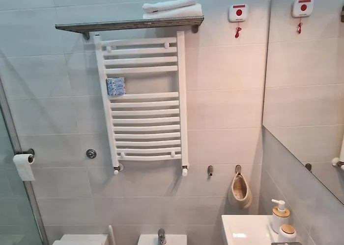 Hg White بيت ضيافة نابولي