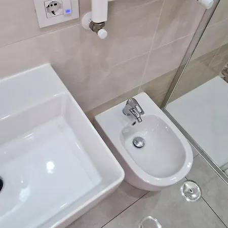 Hg White 4* Nápoles
